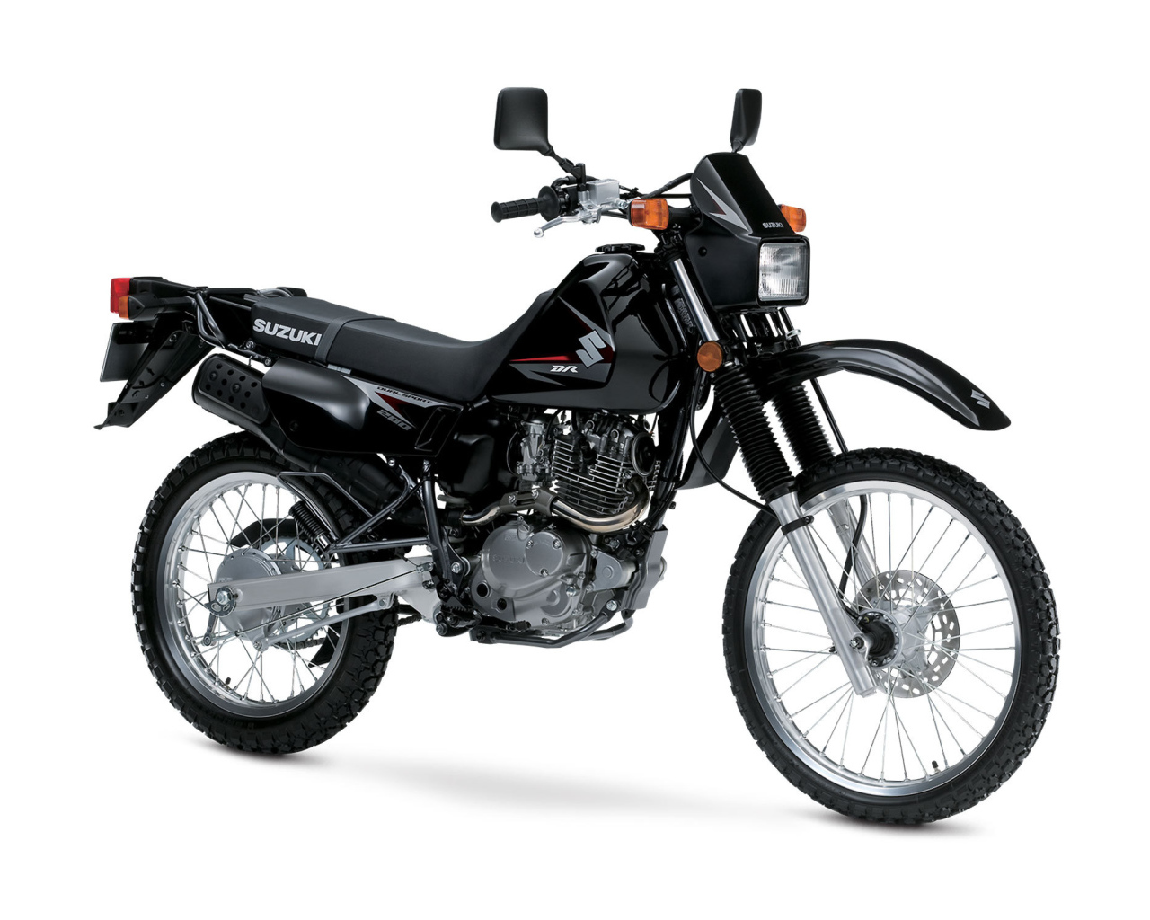 Красивый мотоцикл Suzuki DR 200 SE