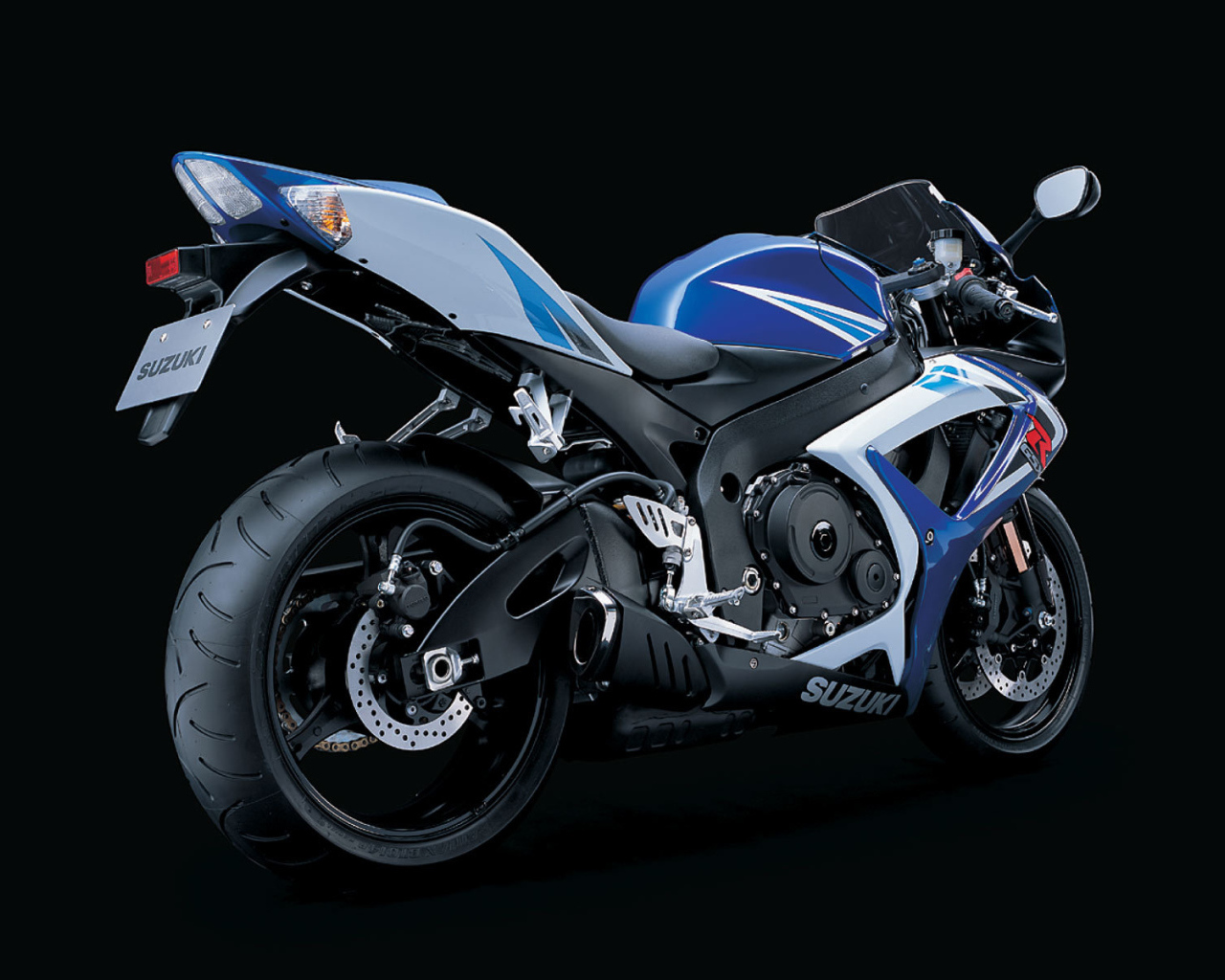 Красивый мотоцикл Suzuki  GSX-R 750
