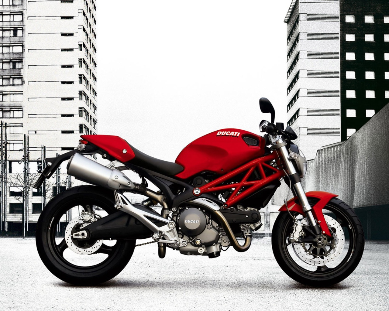Мотоцикл модели Ducati Monster 1200