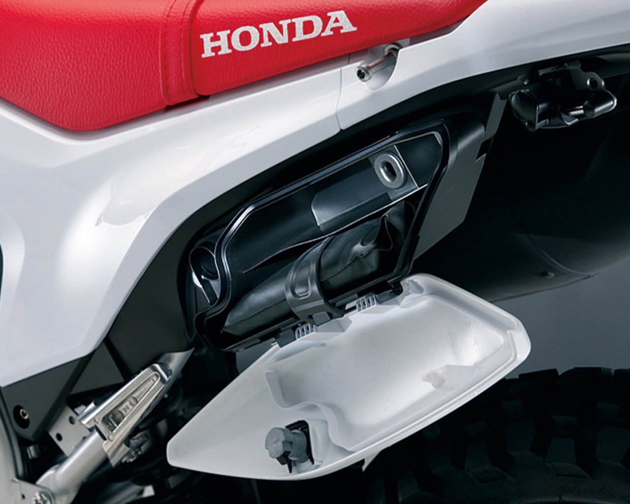 Мотоцикл модели Honda CRF 250 L