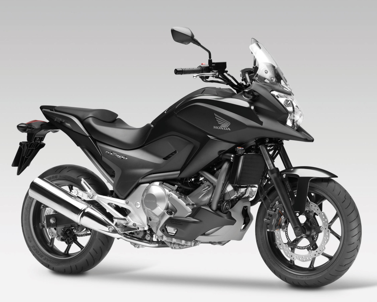 Мотоцикл модели Honda NC 700 X