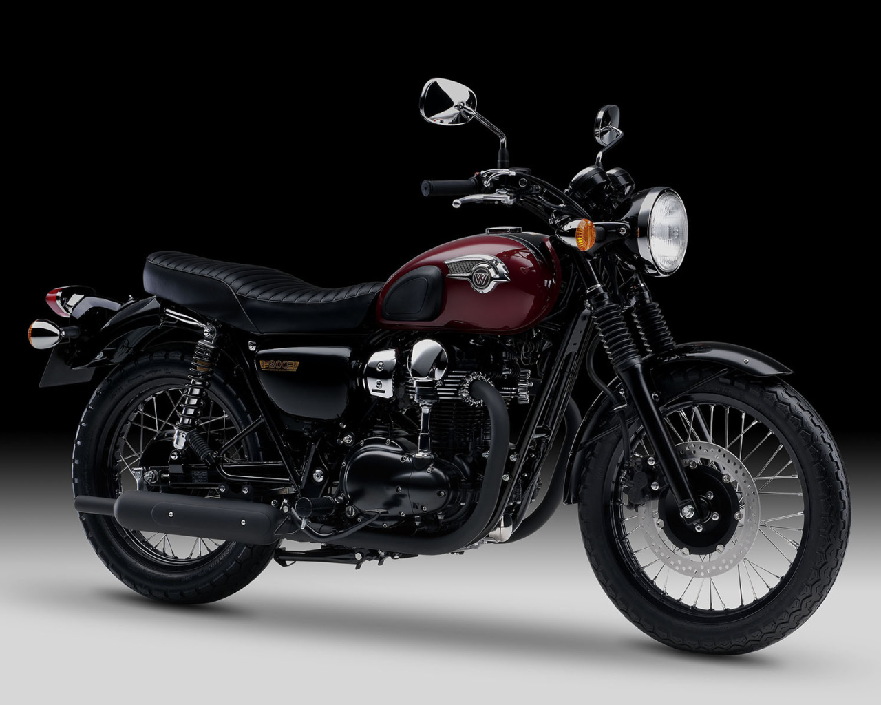 Мотоцикл модели Kawasaki W 800