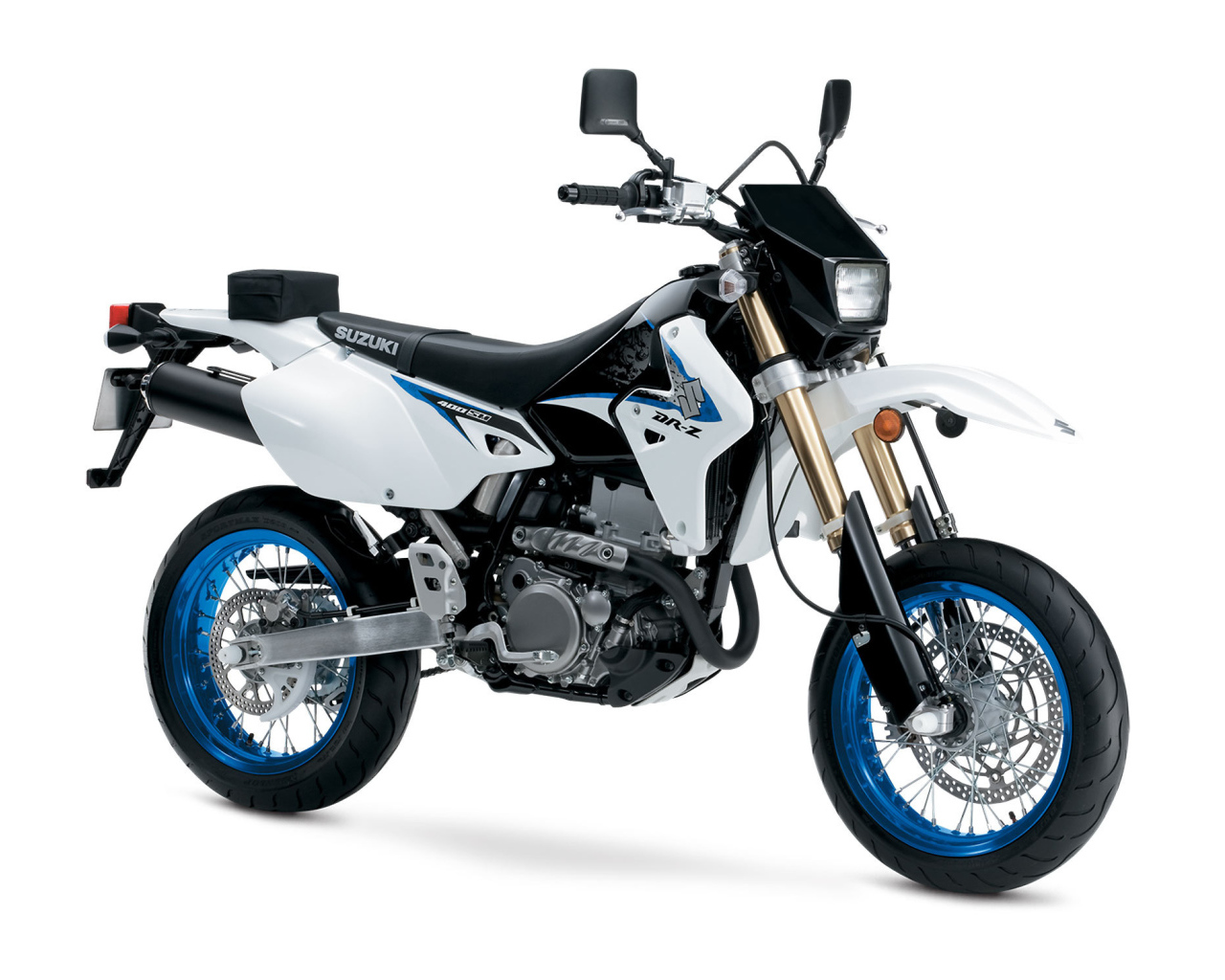 Быстрый мотоцикл Suzuki  DR-Z400 S