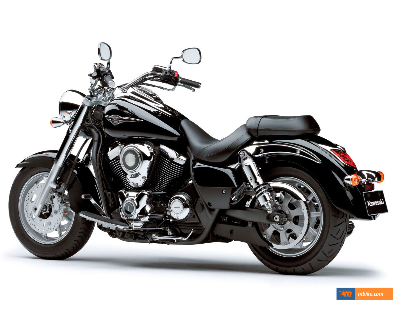 Быстрый мотоцикл Kawasaki VN 1700 Classic