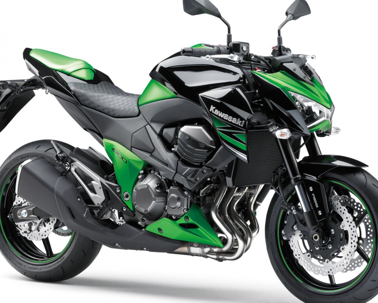 Быстрый мотоцикл Kawasaki Z 800