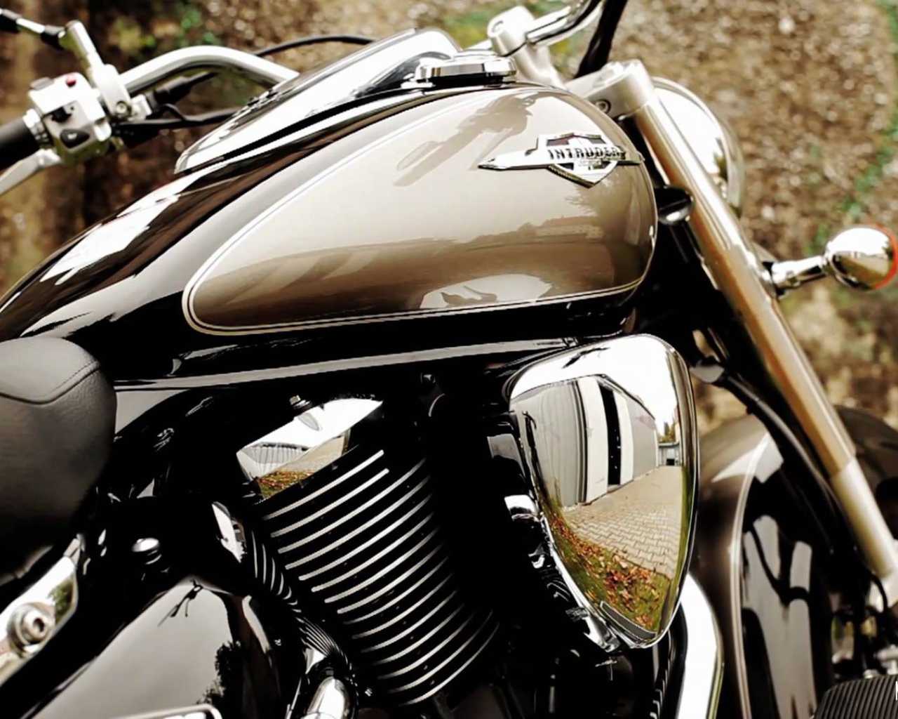 Невероятный мотоцикл Suzuki Intruder C800C