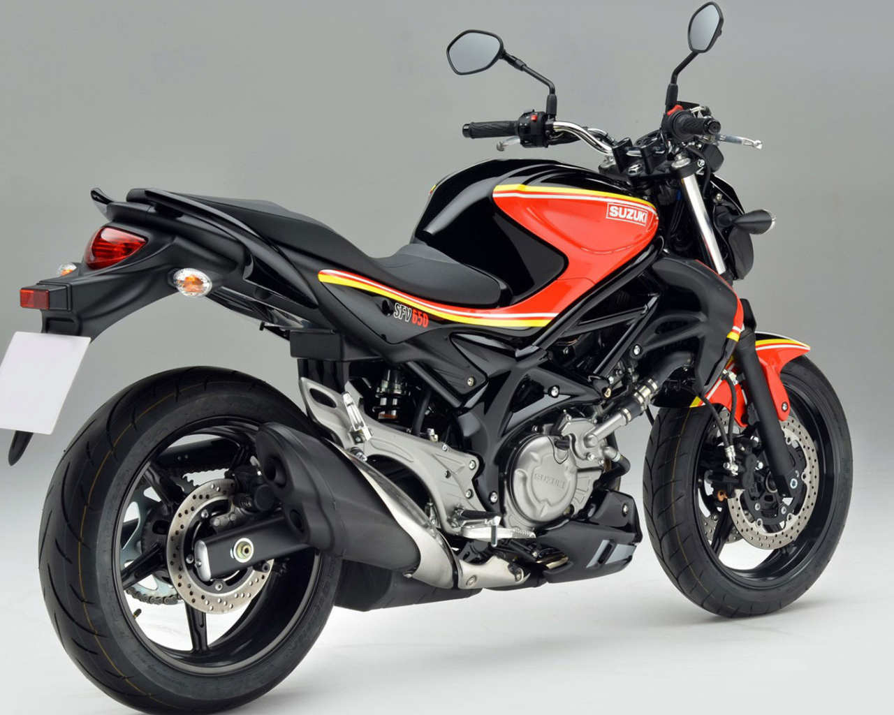 Невероятный мотоцикл Suzuki SFV 650