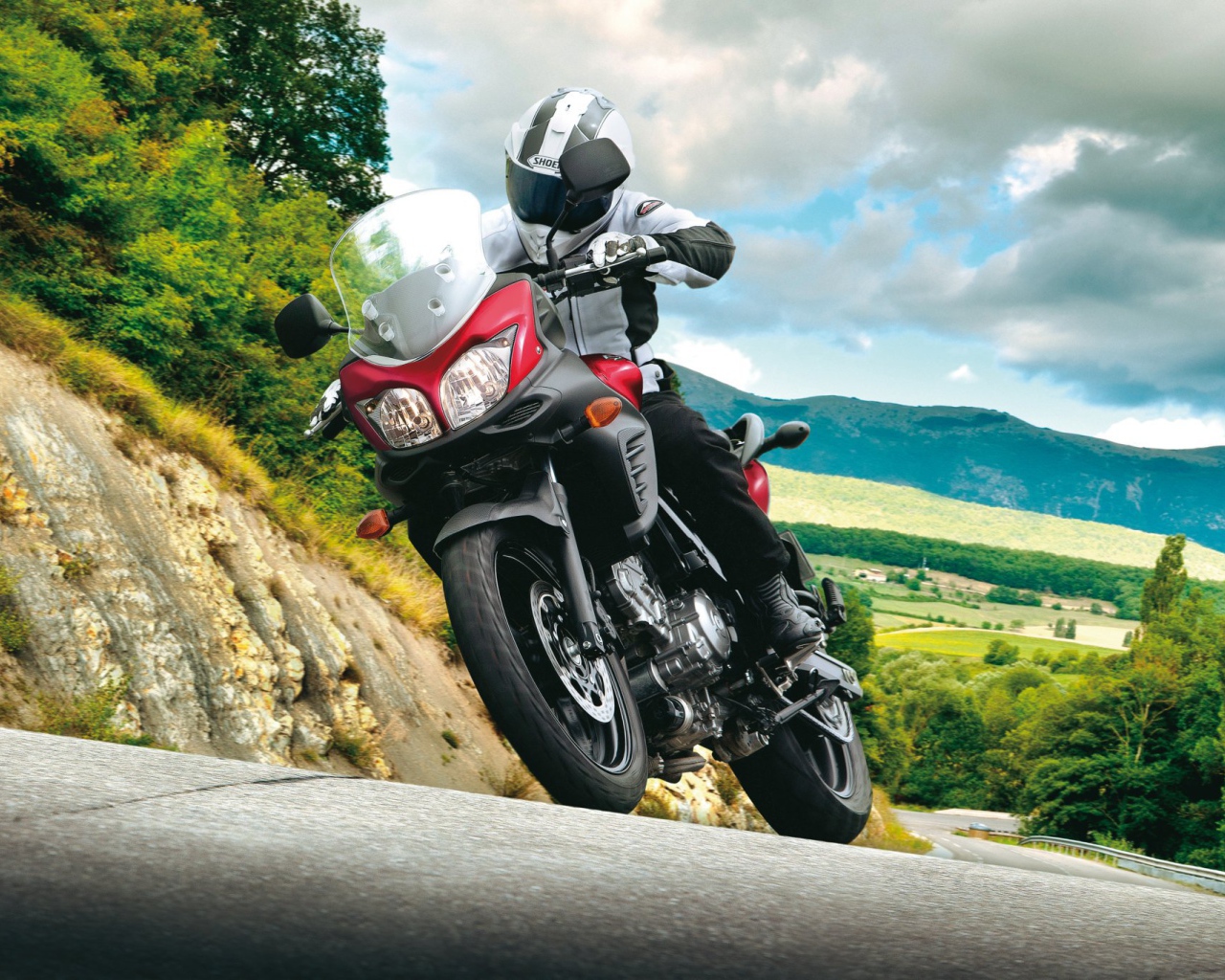 Невероятный мотоцикл Suzuki V-Storm 650 ABS