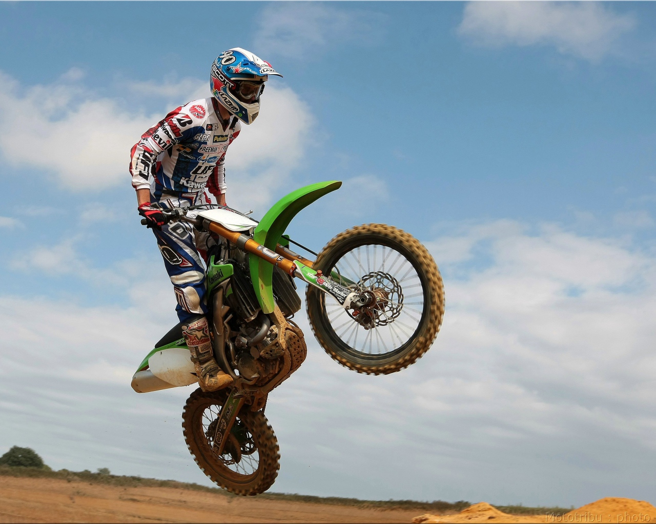 Невероятно быстрый мотоцикл Kawasaki KX 450 F