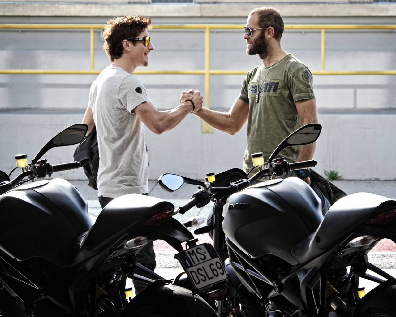 Невероятно быстрый мотоциклDucati Monster Diesel