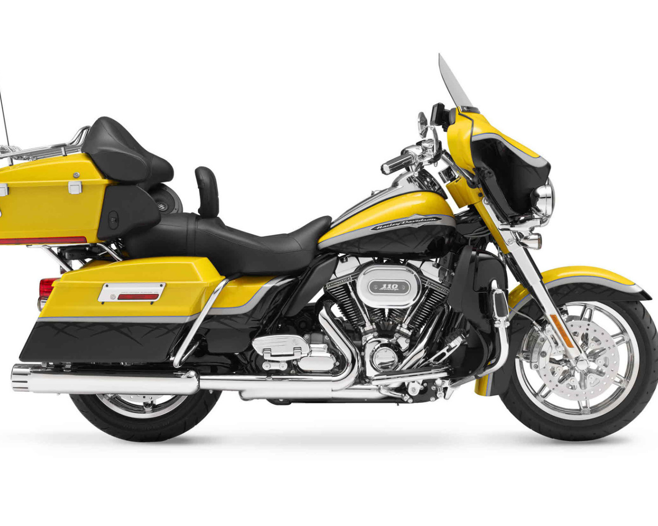 Мотоцикл модели Harley-Davidson CVO Electra Glide Ultra Classic