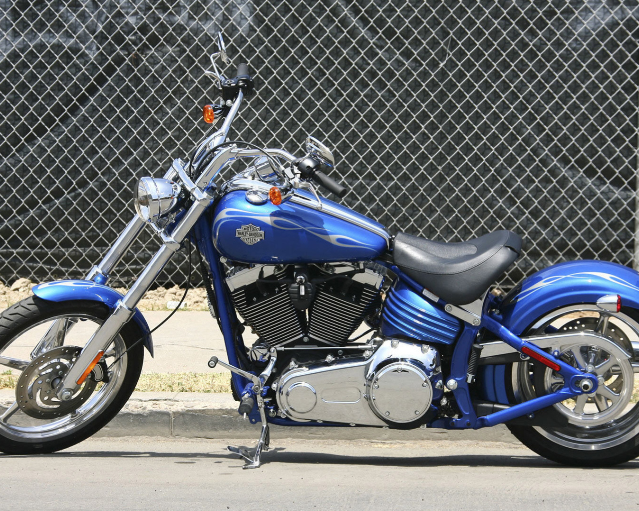 Мотоцикл модели Harley-Davidson Softail Breakout
