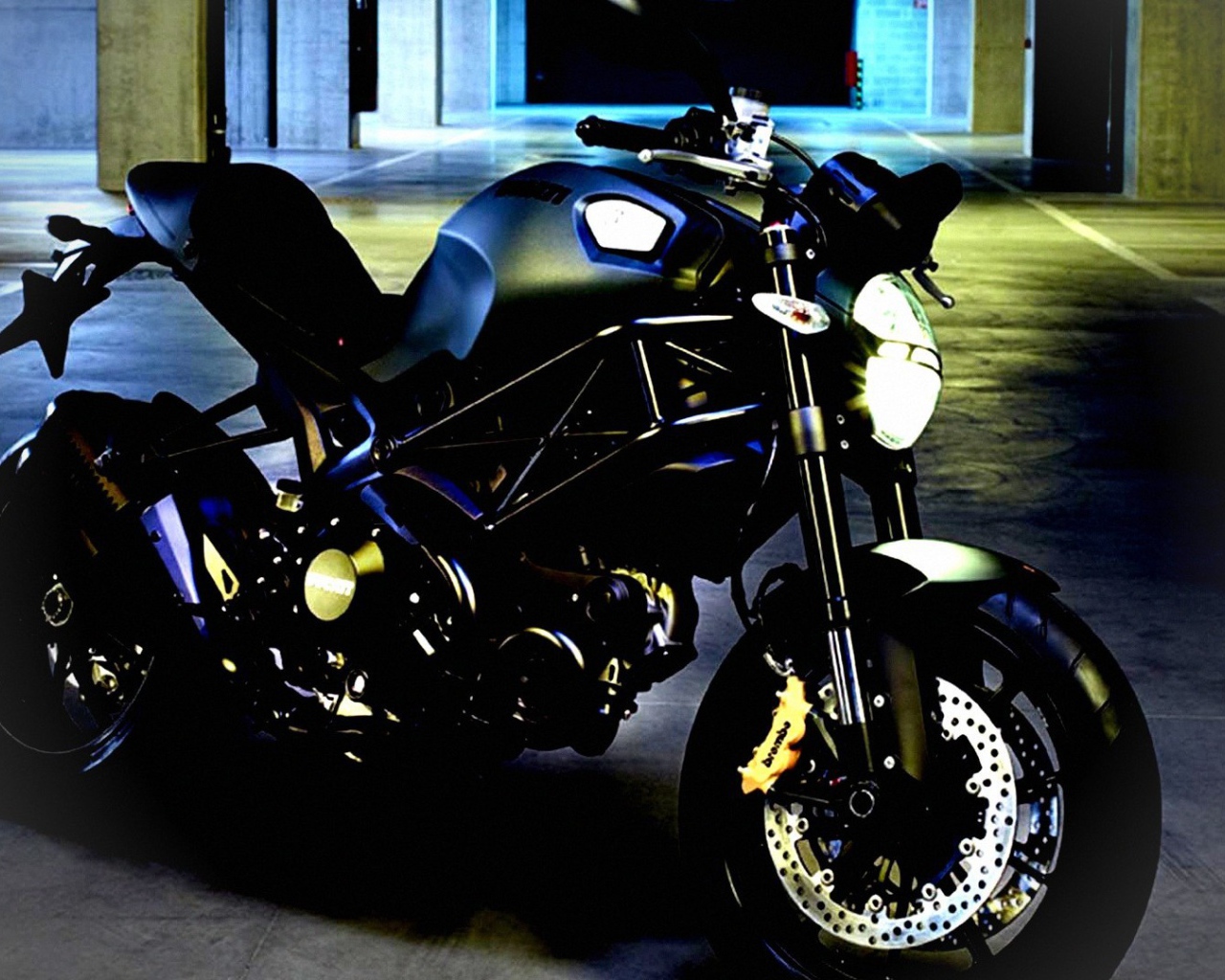 Новый мотоцикл Ducati Monster Diesel