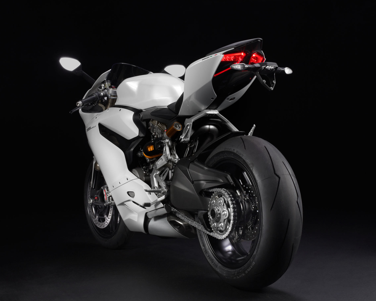 Новый мотоцикл Ducati Superbike 1199 Panigale
