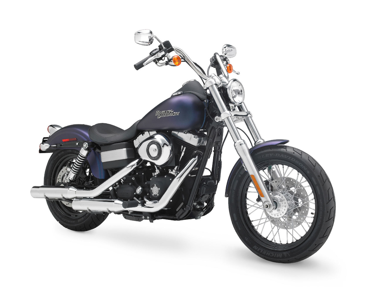 Новый мотоцикл Harley-Davidson Dyna Street Bob