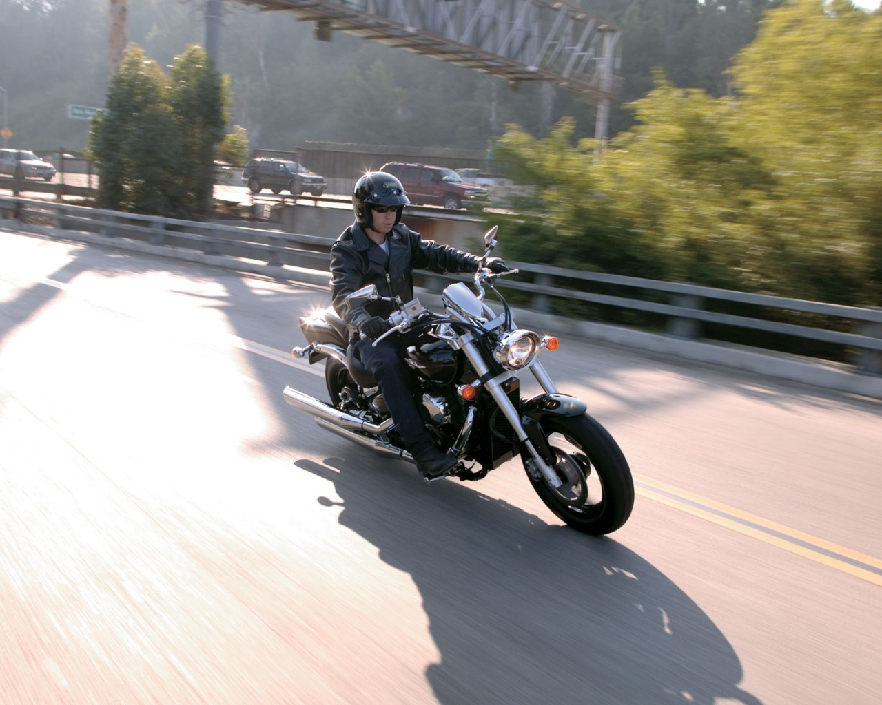 Новый надежный мотоцикл Suzuki Intruder M800