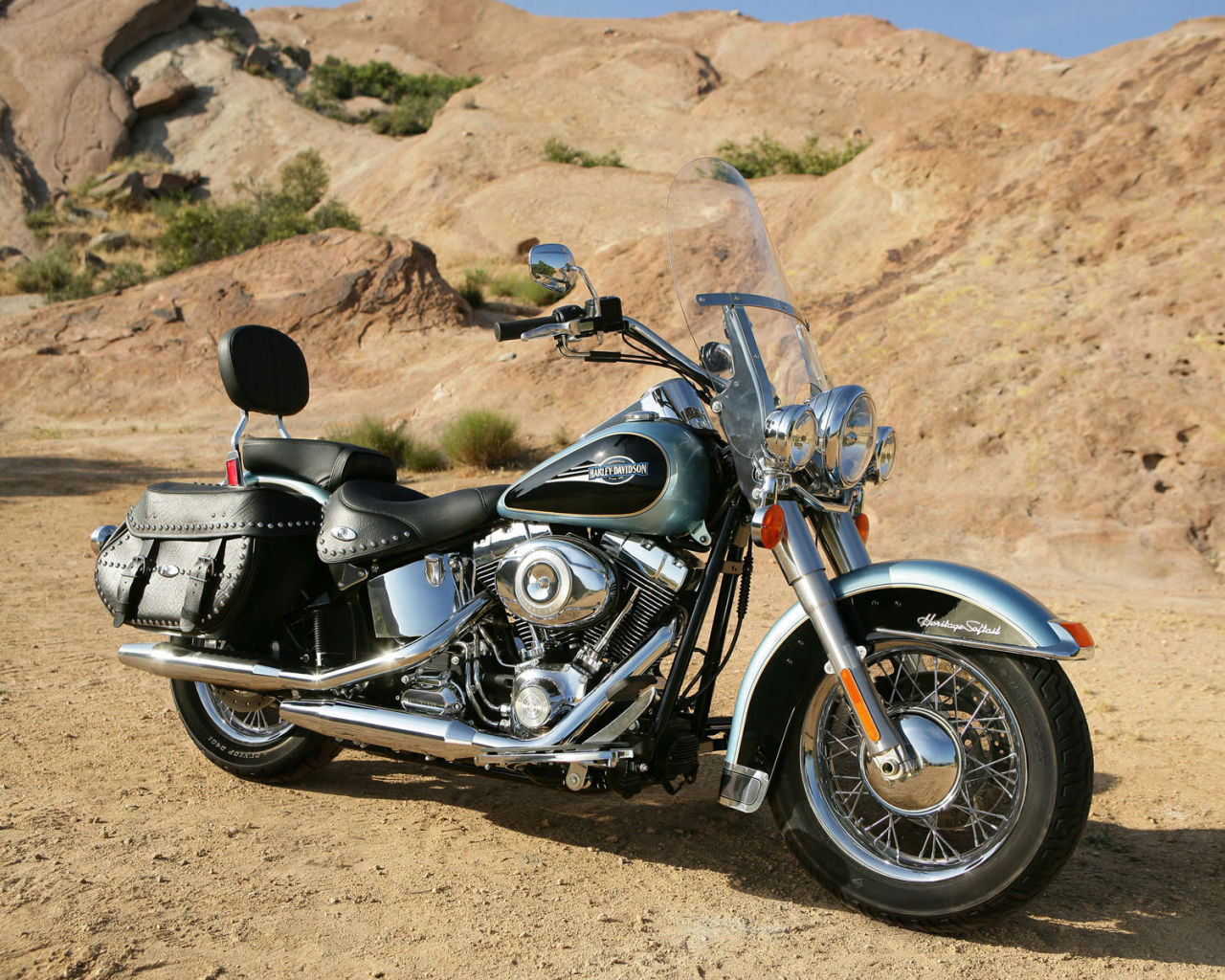 Новый надежный мотоцикл Harley-Davidson Heritage Softail