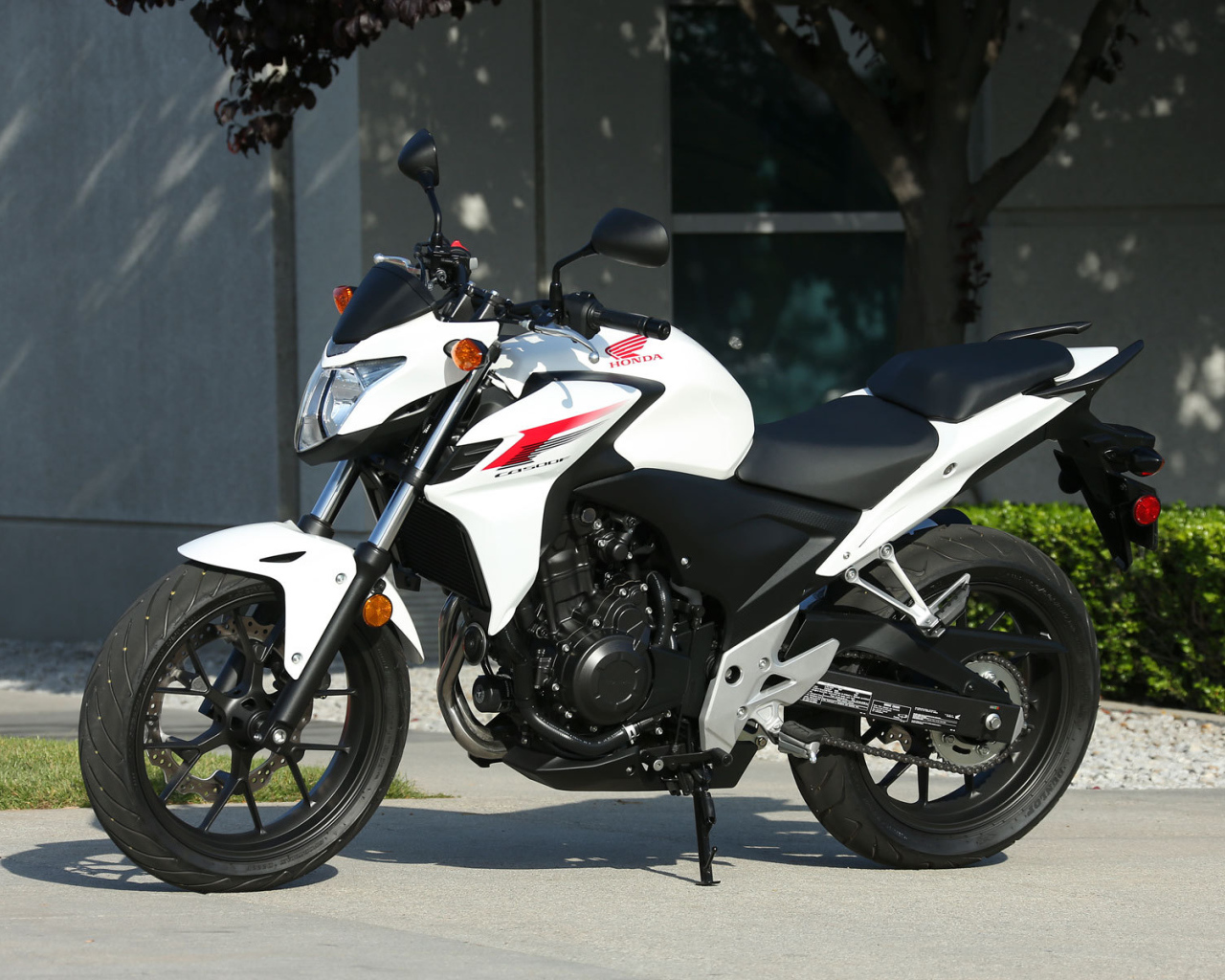 Новый надежный мотоцикл Новый мотоцикл Honda CB 500 F