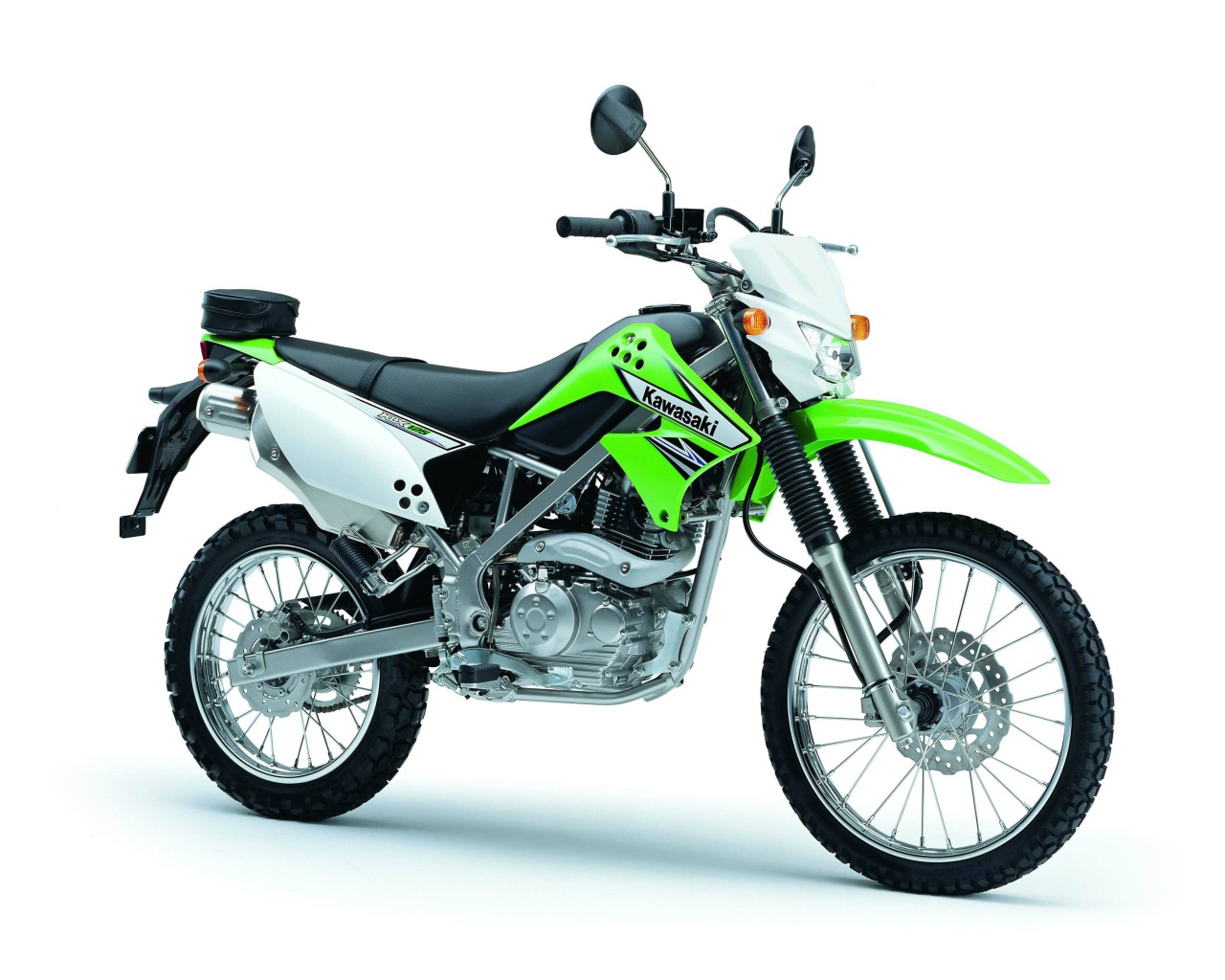 Популярный мотоцикл Suzuki DR 200 SE
