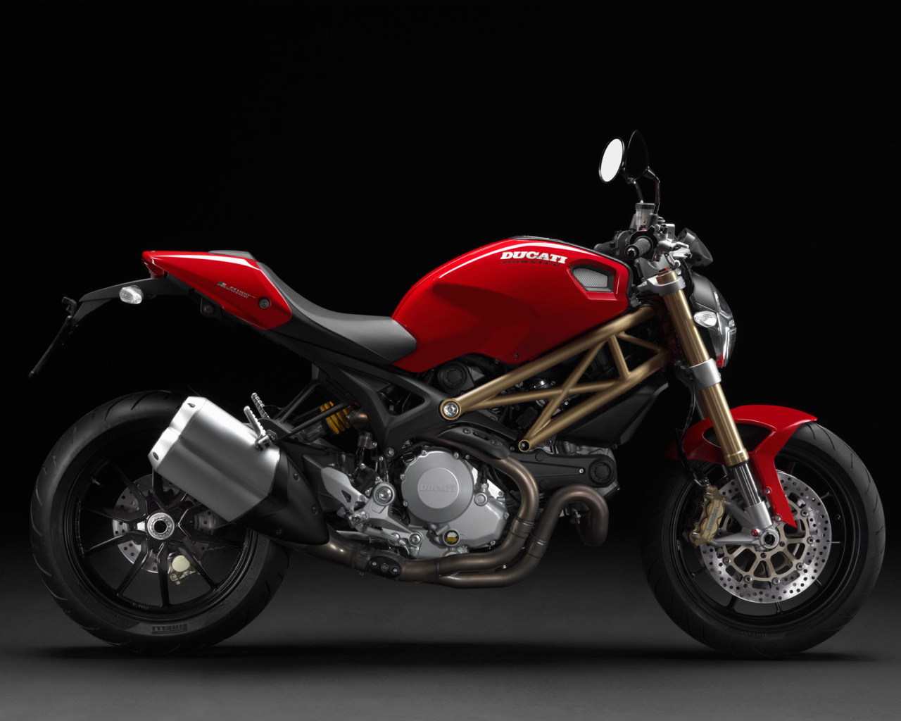 Популярный мотоцикл Ducati Monster 796 Corse Stripe