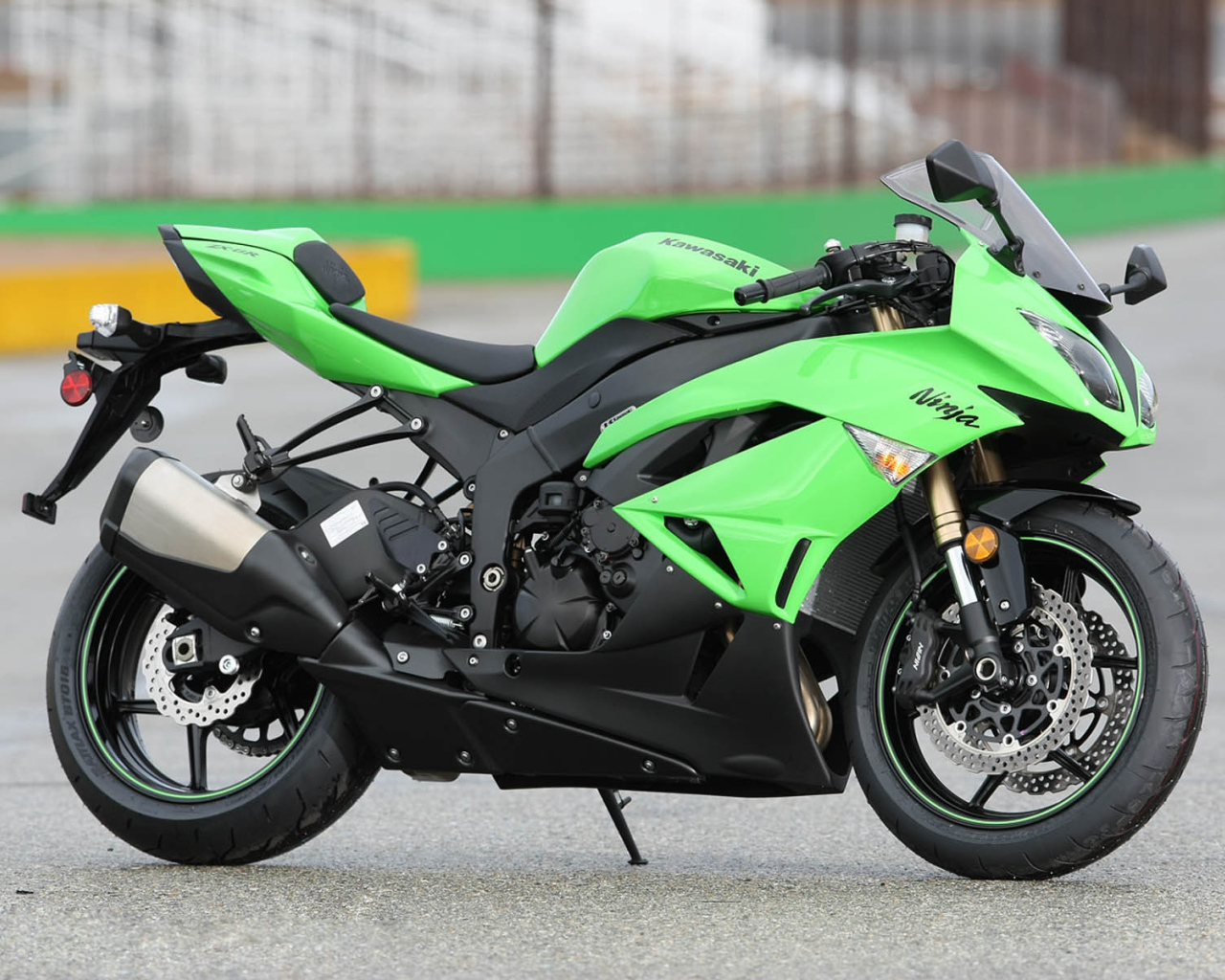 Популярный мотоцикл Kawasaki Ninja ZX-6R