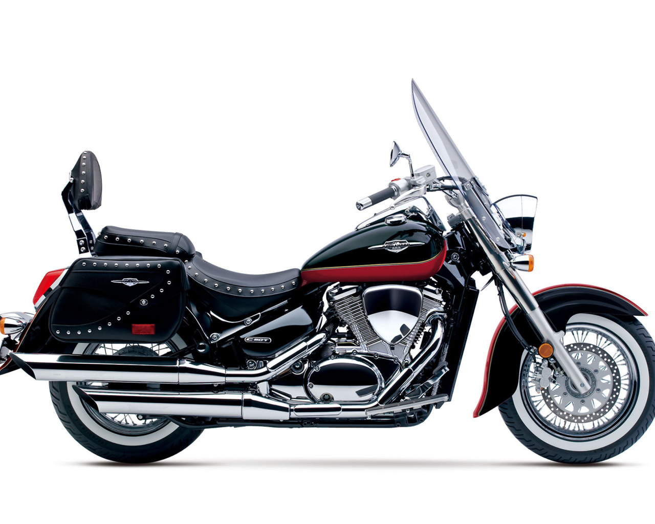 Популярный мотоцикл Suzuki Boulevard S 40