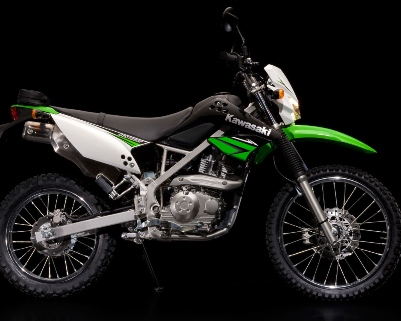 Надежный мотоцикл Kawasaki KLX 125
