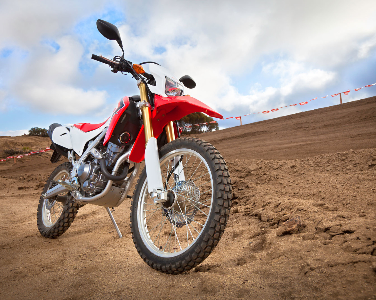 Надежный мотоцикл Honda CRF 250 L