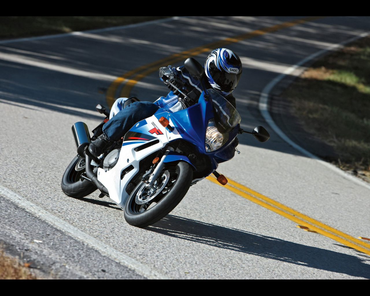 Надежный мотоцикл Suzuki GS 500 F