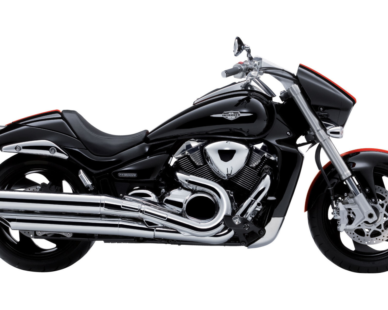 Надежный мотоцикл Suzuki Intruder M1800 R