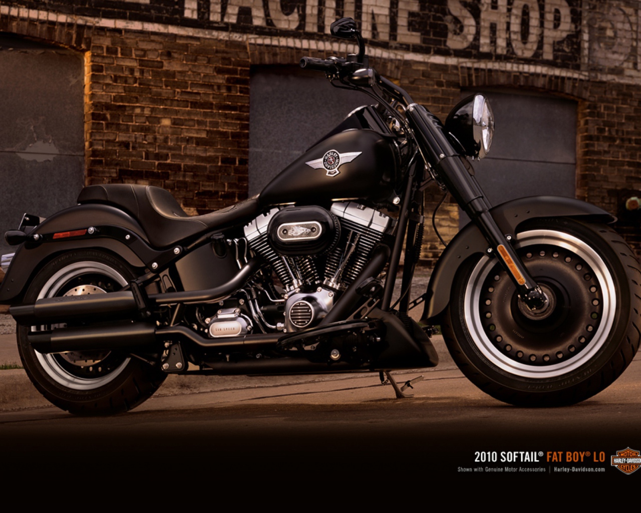 Надежный мотоцикл Harley-Davidson Fat Boy