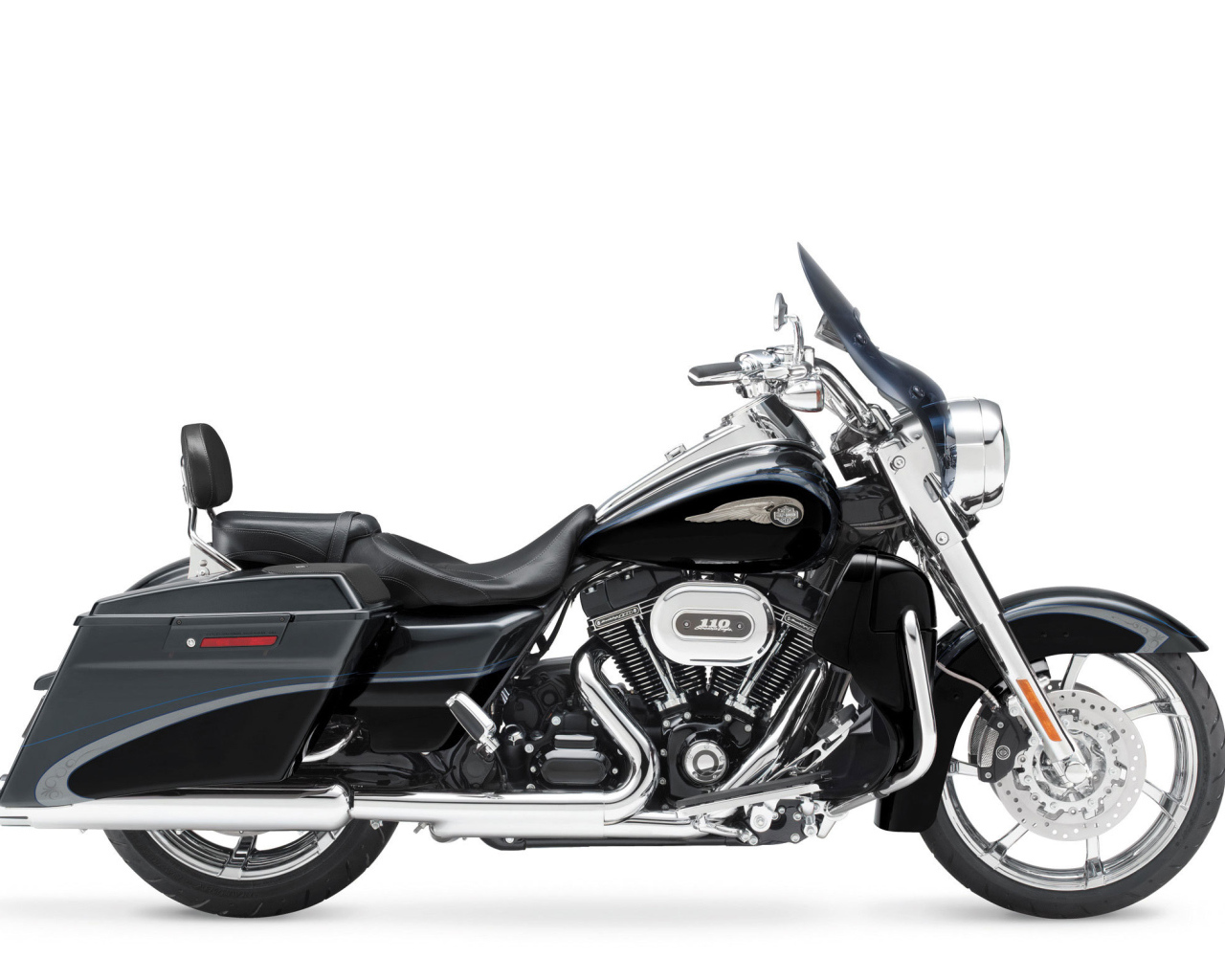 Надежный мотоцикл Harley-Davidson Road King Anniversary Edition