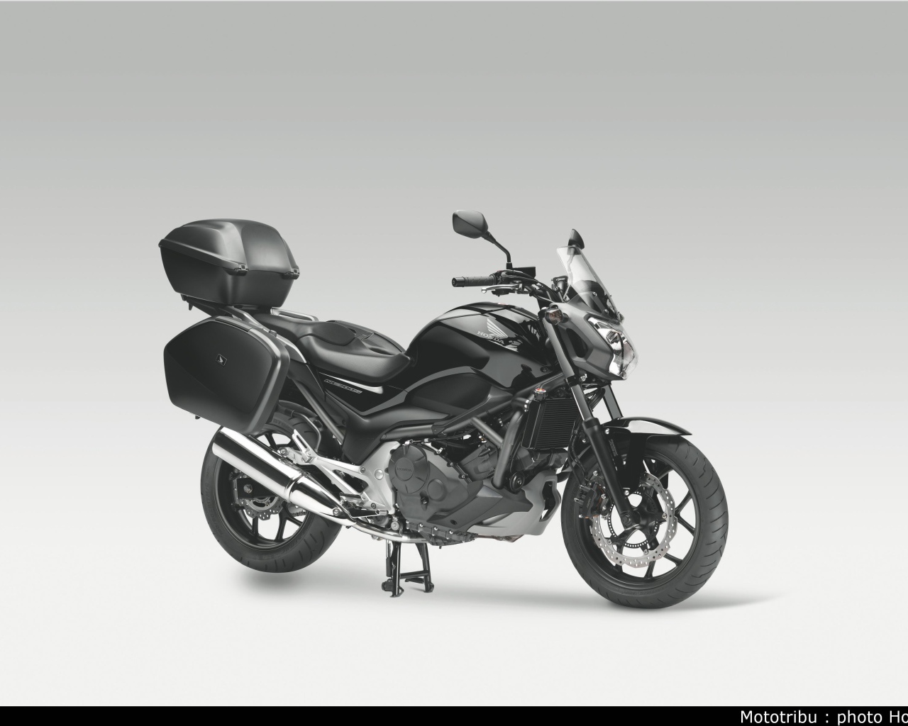Надежный мотоцикл Honda NC 700 X