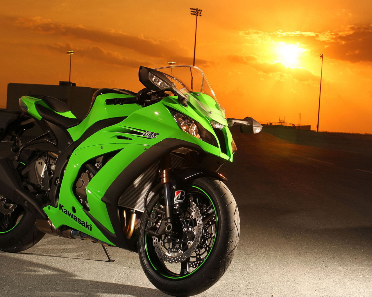 Надежный мотоцикл Kawasaki Ninja ZX-10R