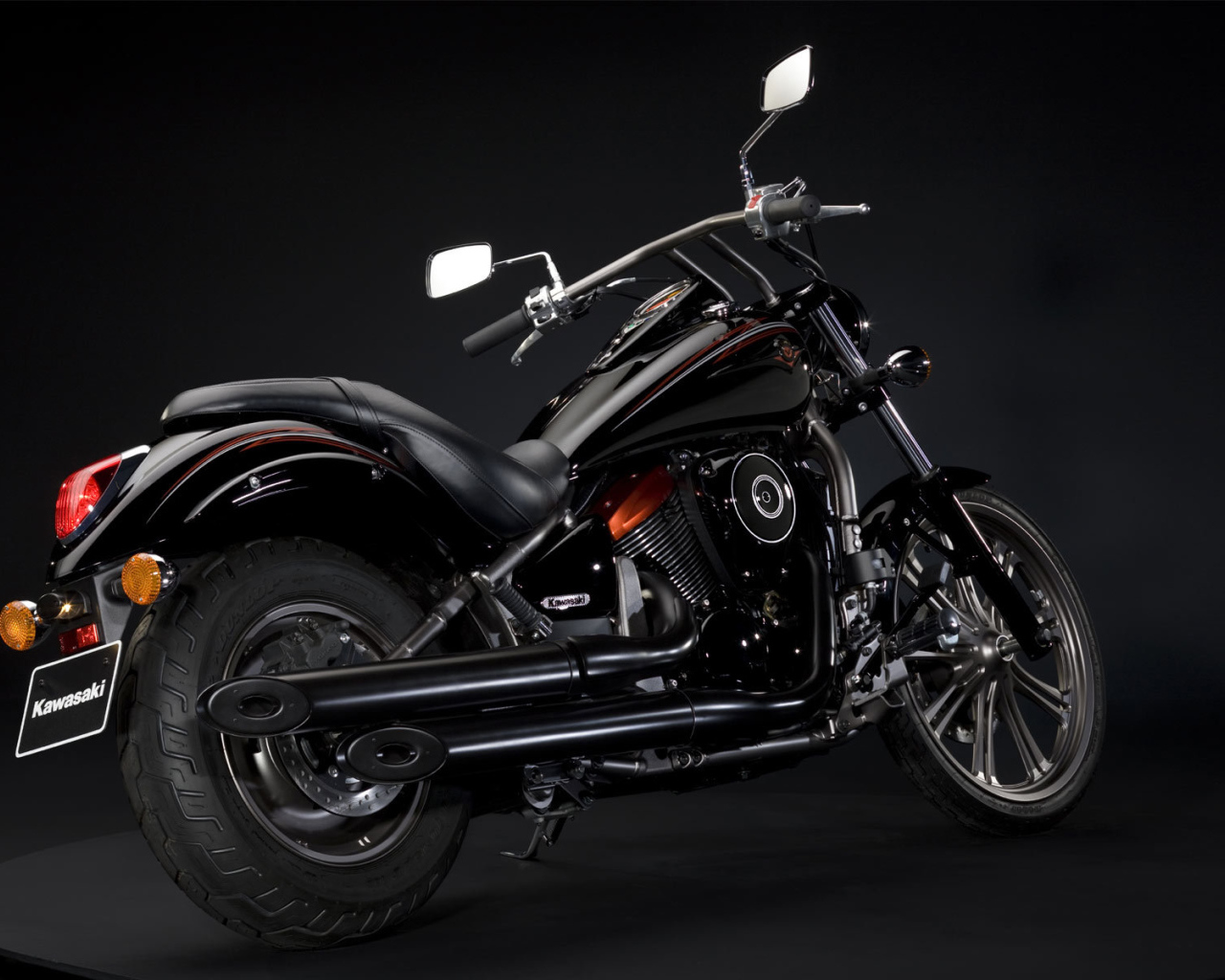 Надежный мотоцикл Kawasaki VN 900 Classic