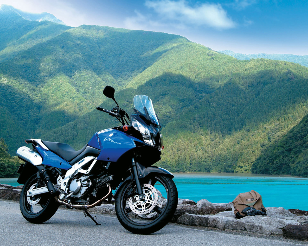 Мотоцикл Suzuki модели V-Storm 1000  DL