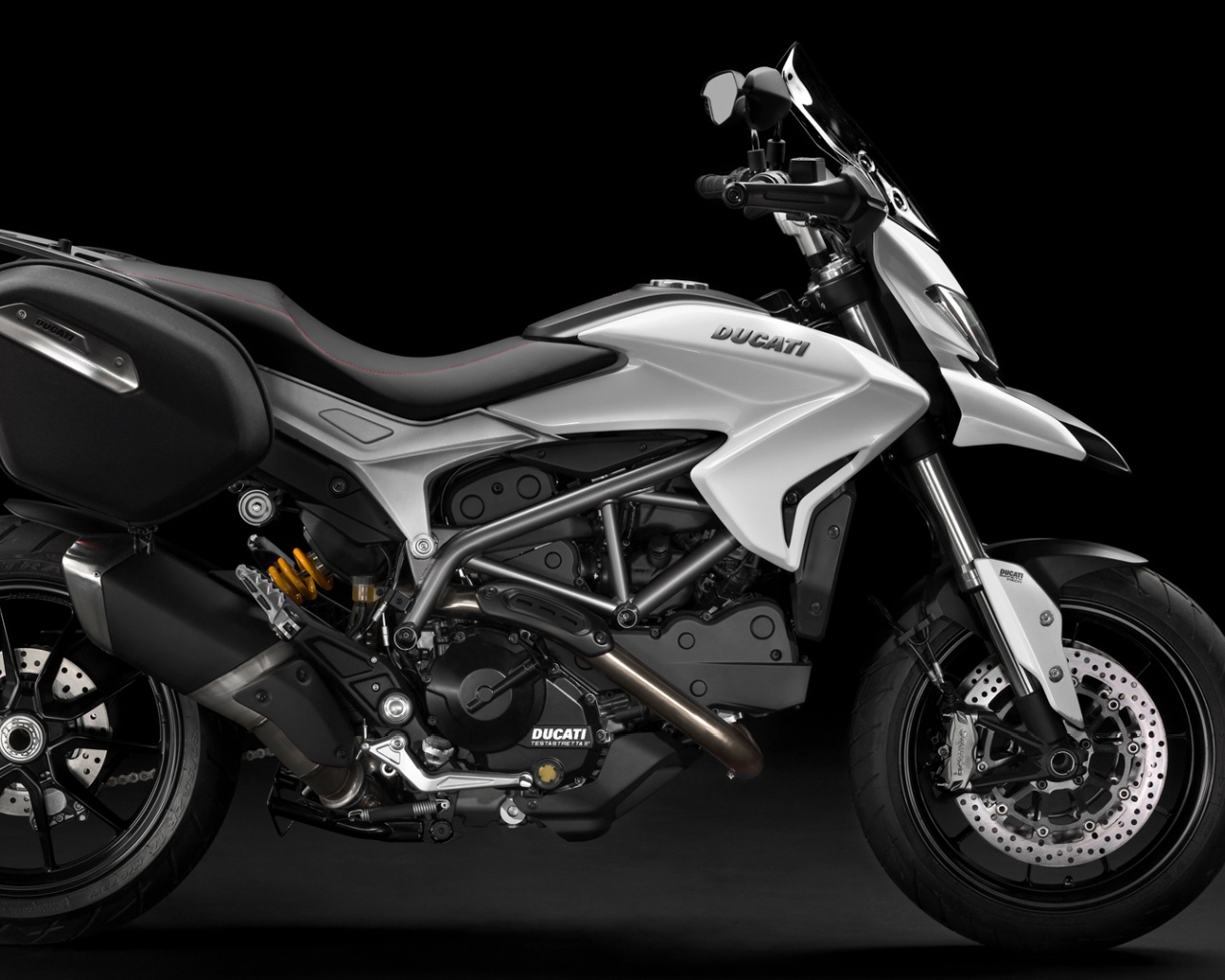 Тест-драйв мотоцикла Ducati Hyperstrada