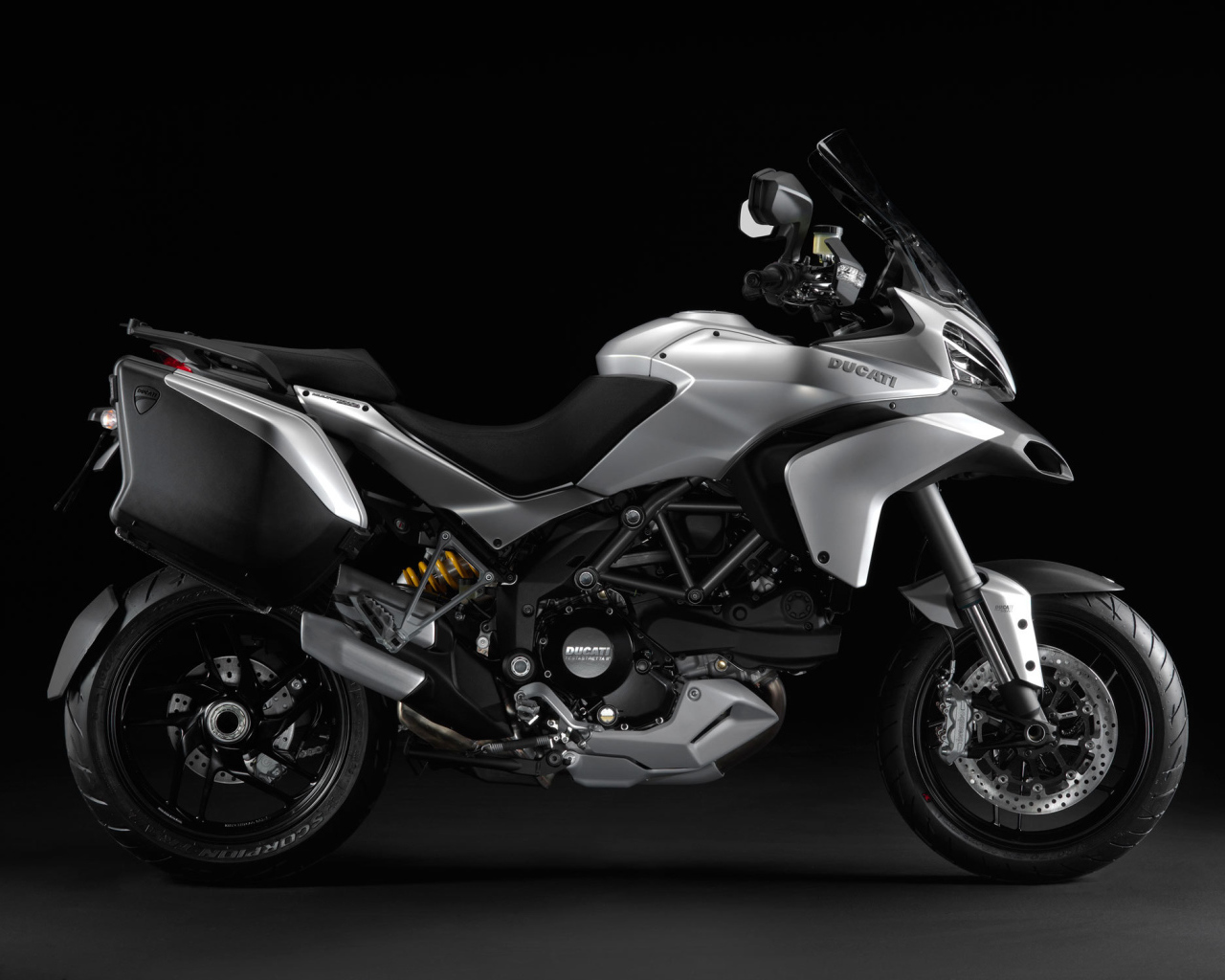 Тест-драйв мотоцикла Ducati Multistrada 1200 S Granturismo