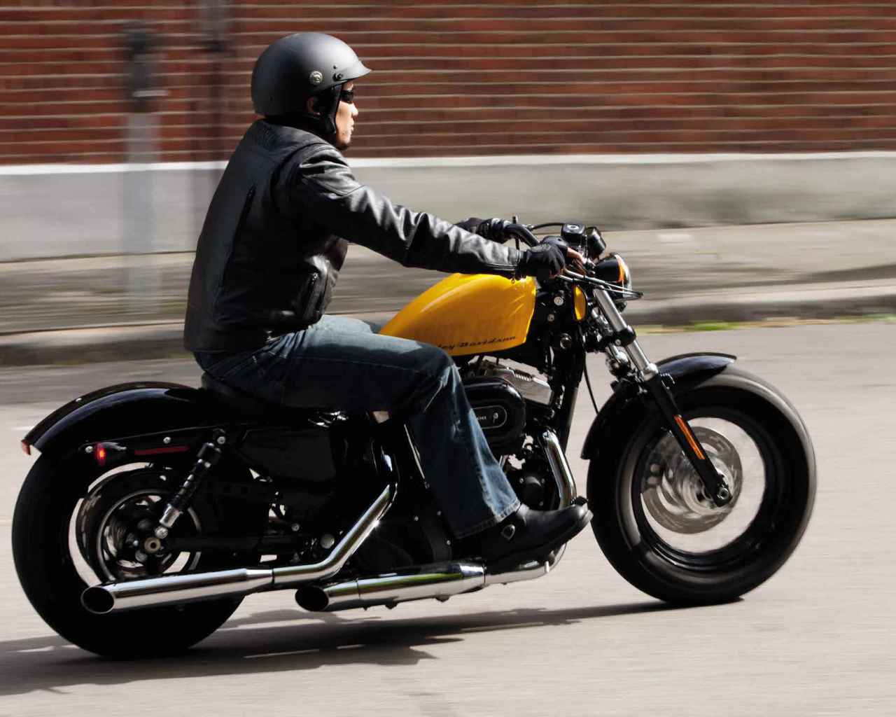 Тест-драйв мотоцикла Harley-Davidson XL 1200X Sportster Forty-Eight