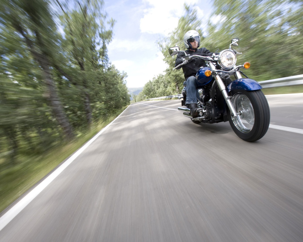 Тест-драйв мотоцикла Kawasaki VN 900 Classic