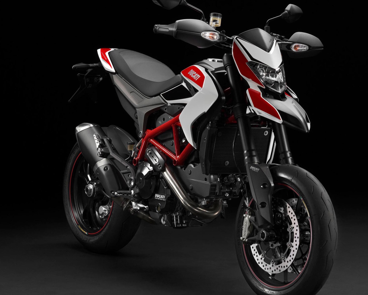 Новый надежный мотоцикл Ducati Hypermotard SP