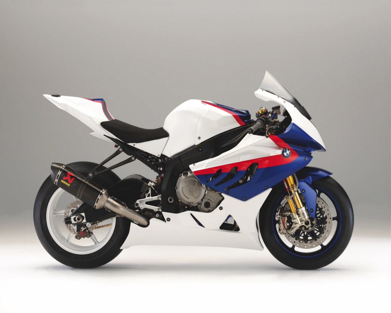 Гоночный мотоцикл BMW S1000RR