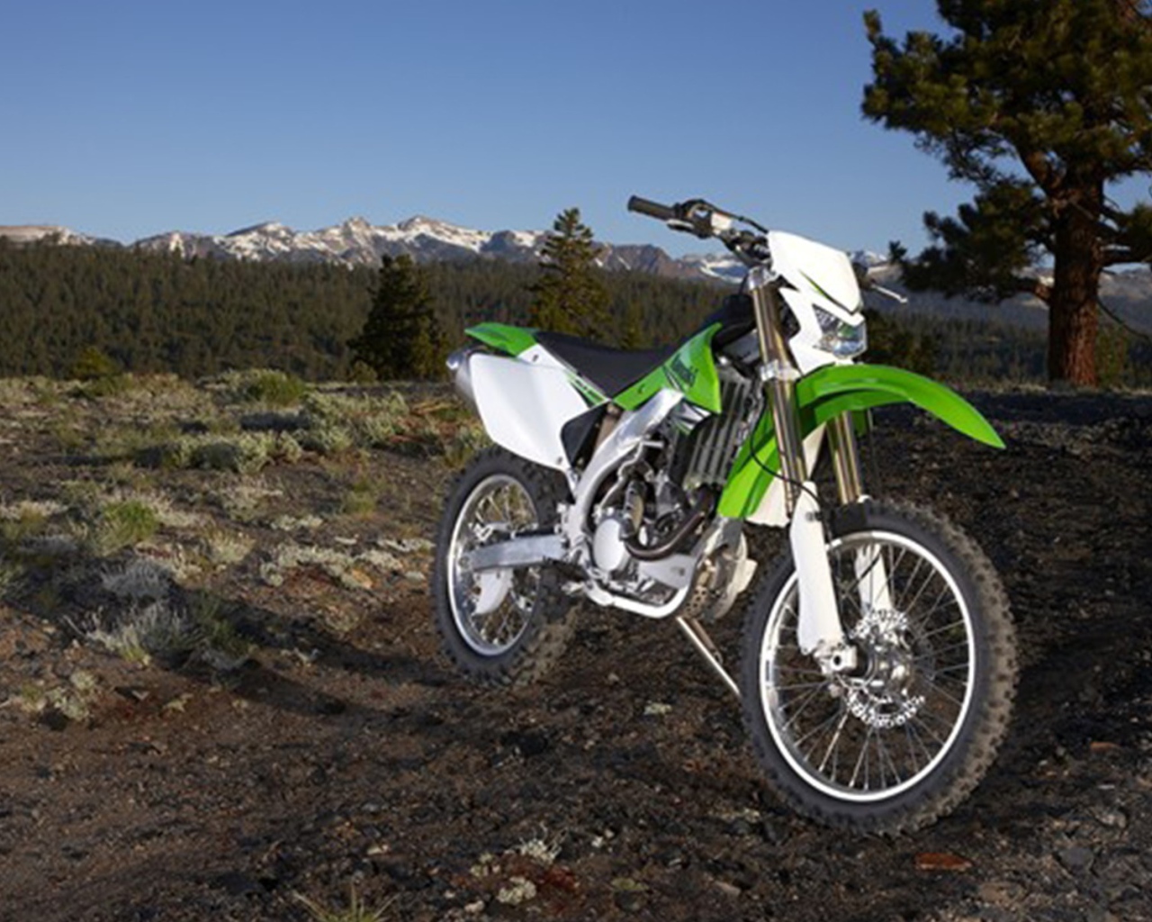 Надежный мотоцикл Kawasaki KLX 450 R