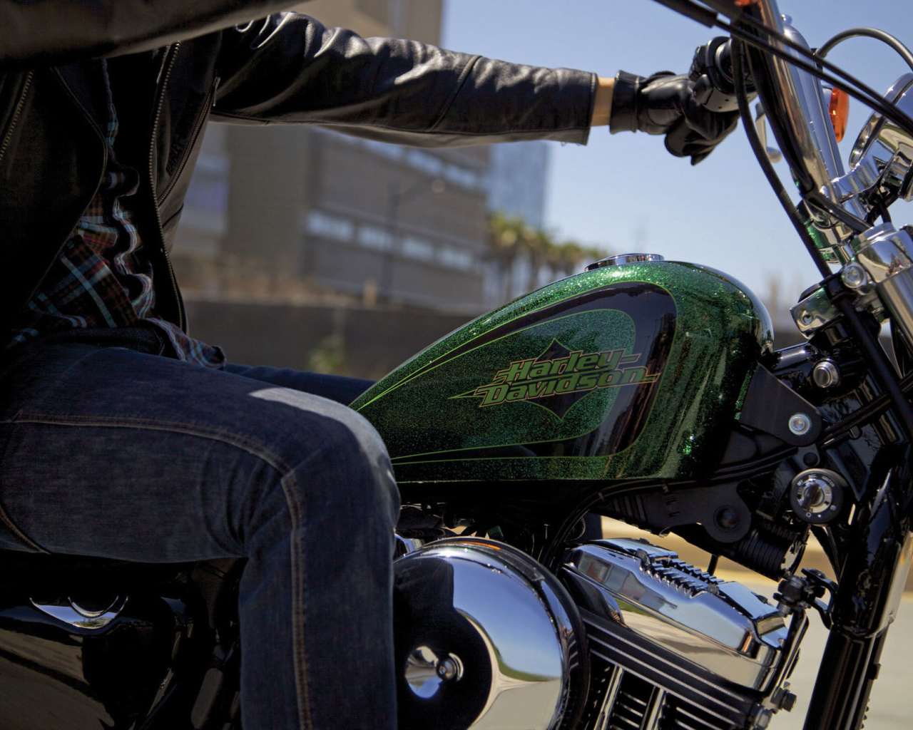 Тест-драйв мотоцикла Harley-Davidson XL 1200V Sportster Seventy-Two