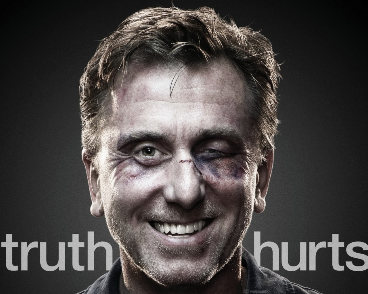 Актер с подбитым глазом