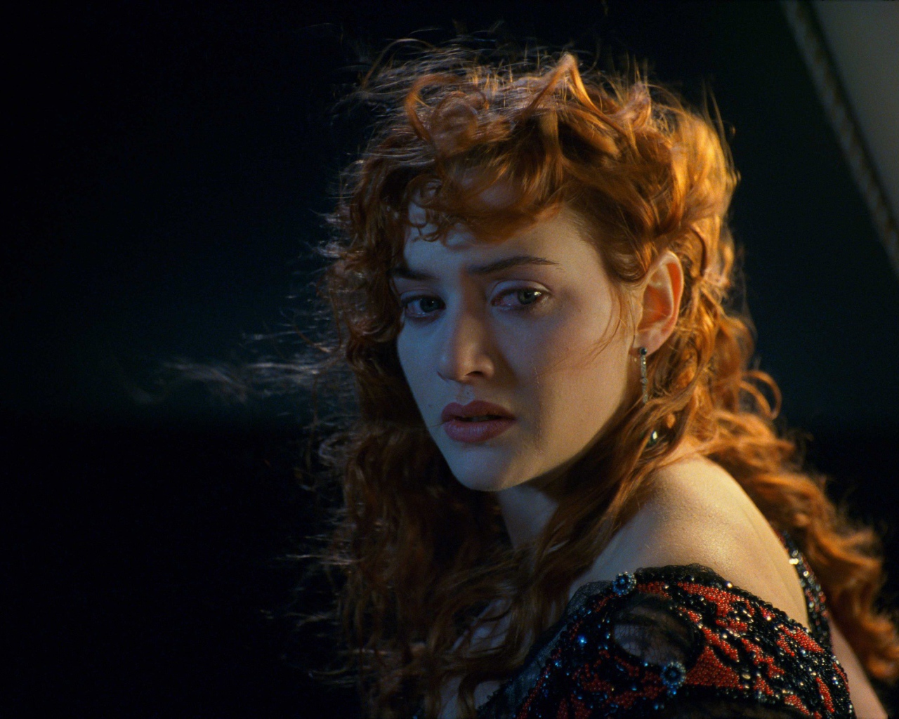 Взволнованная Роуз из фильма Титаник