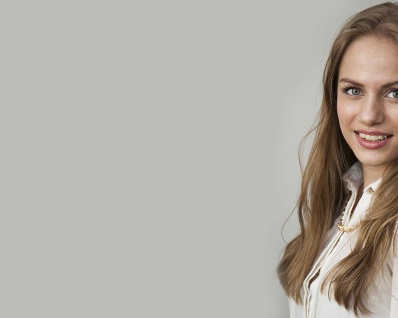 Алена Лазукова (Пупок) из сериала Физрук