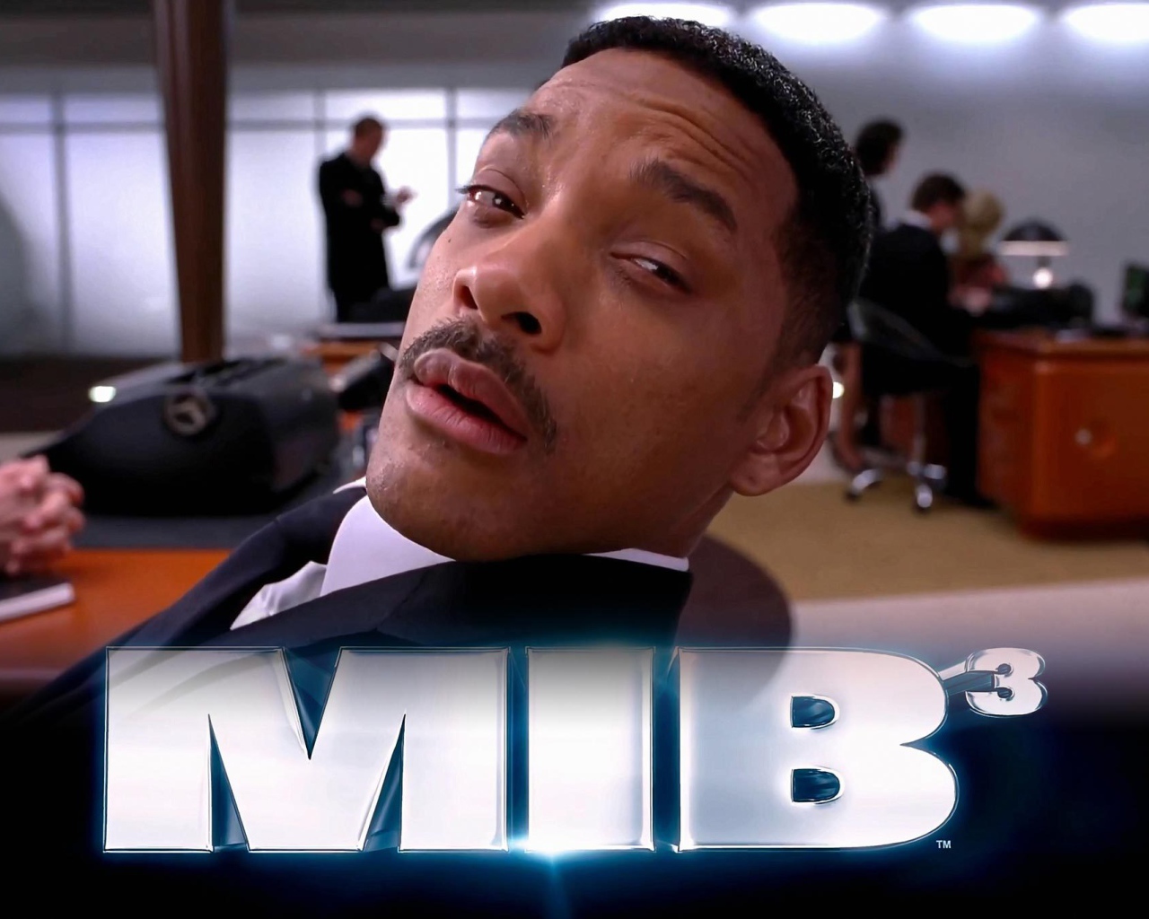 Люди  в  черном  3