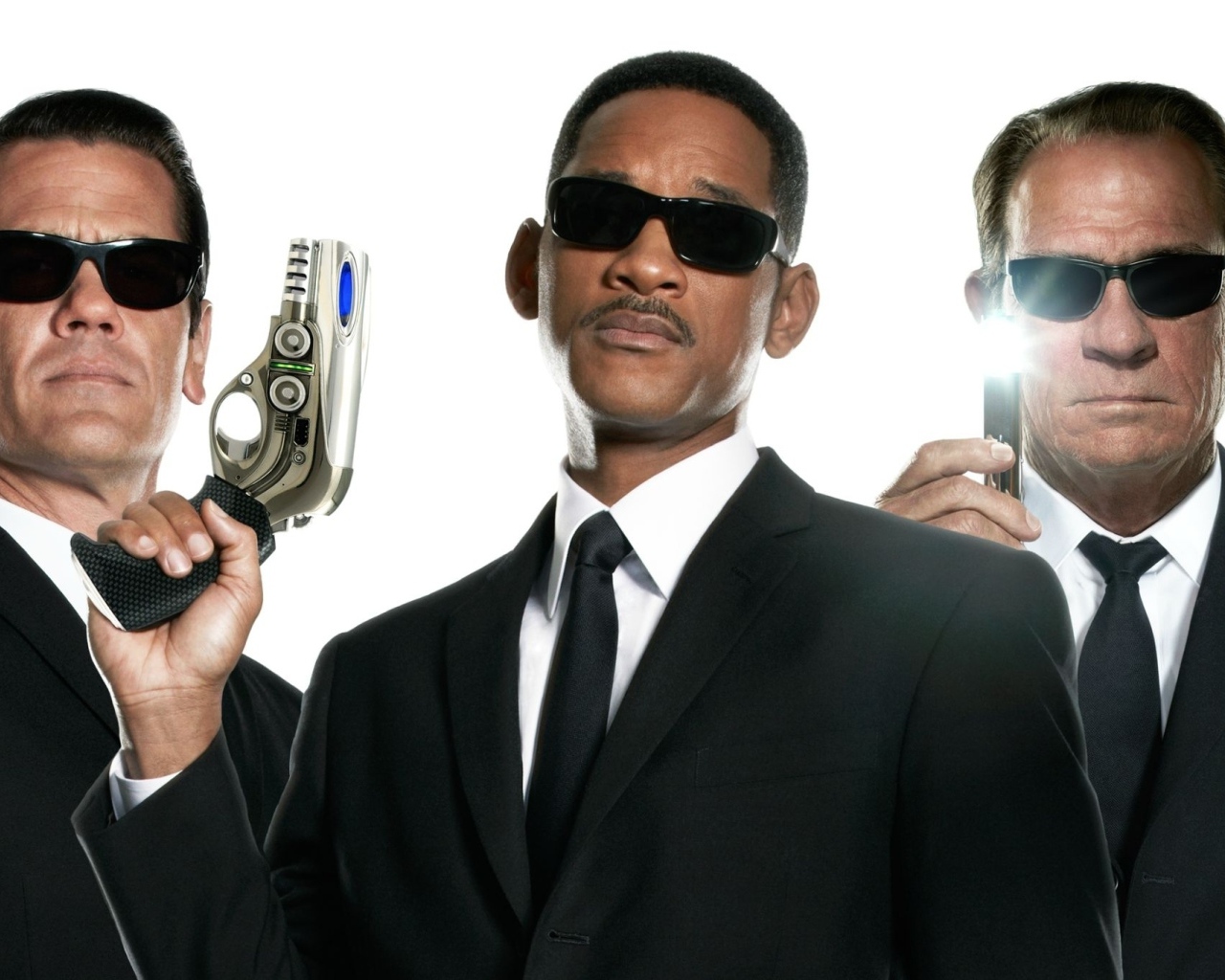 Люди в черном  3