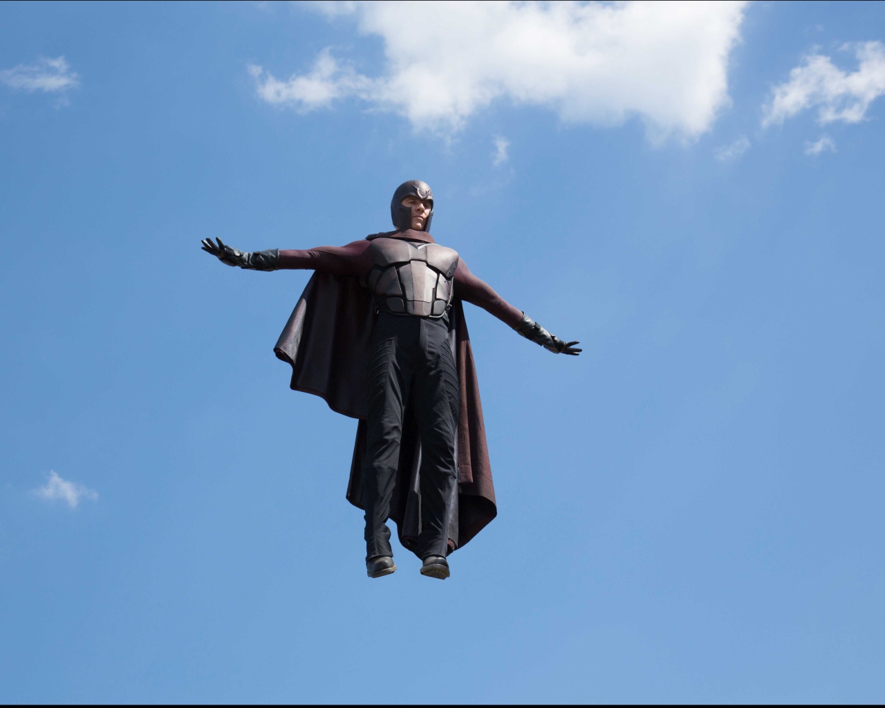 Люди Икс: Дни минувшего будущего Магнето летает